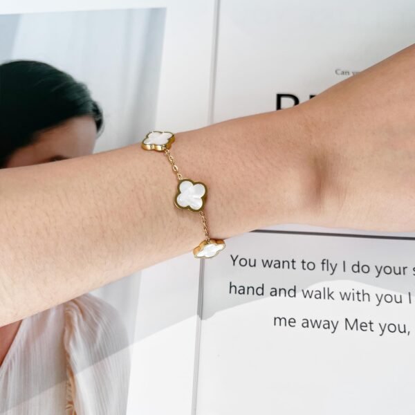 Bfly 18K Gold Plated Clover Lucky Bracelet for Women White/Black/Red/Green Flower Four Leaf Link Bracelets Trendy Jewelry Gifts for Women - Image 3